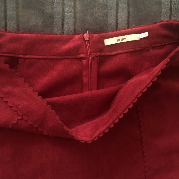 Francesca’s suede mini skirt - Picture 8 of 9